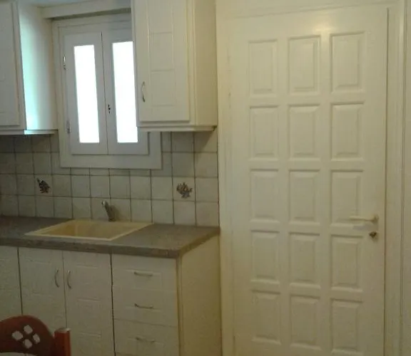 Elpidas Appartement *